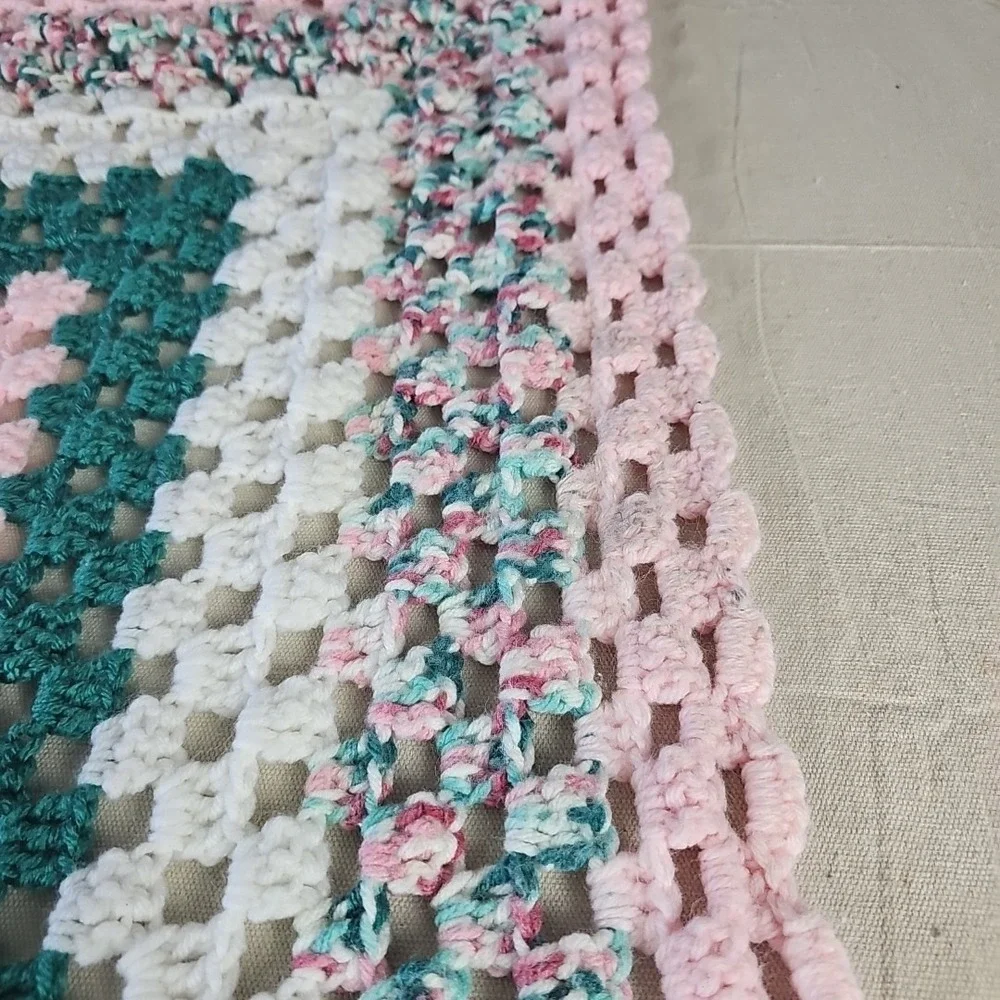 Vintage Afghan Granny Concentric Square Throw Blanket Green Pink‎ White 50